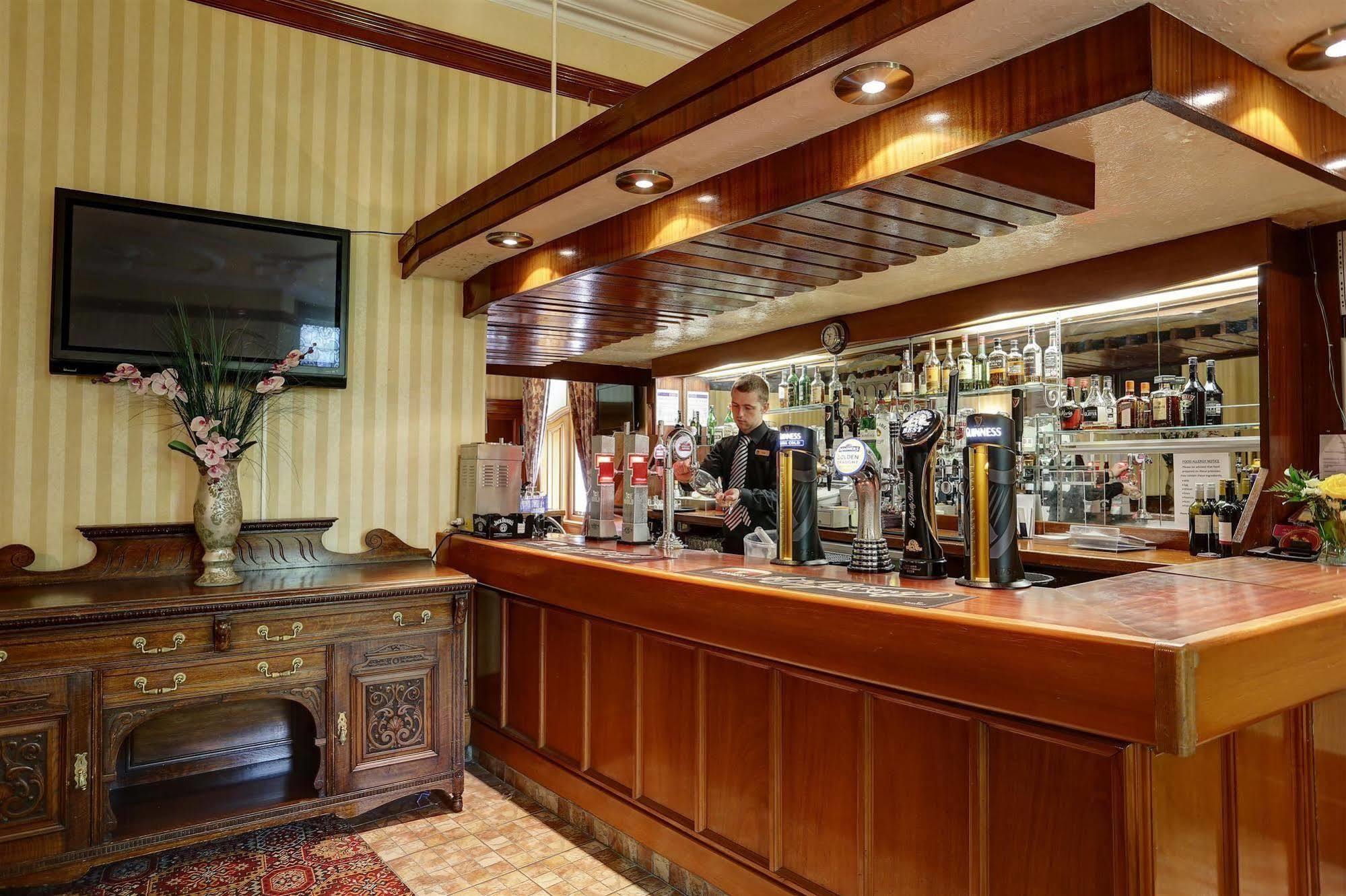 Best Western Cartland Bridge Hotel 래너크 시설 사진